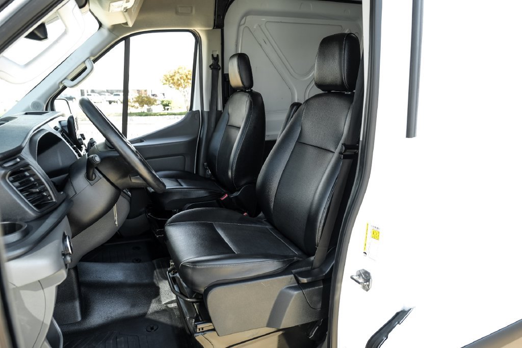 Used 2023 Ford Transit 250 Medium Roof RWD image 28