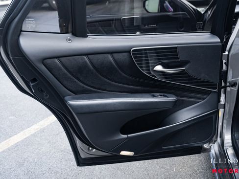 Used 2018 Lexus LS 500 AWD image 25