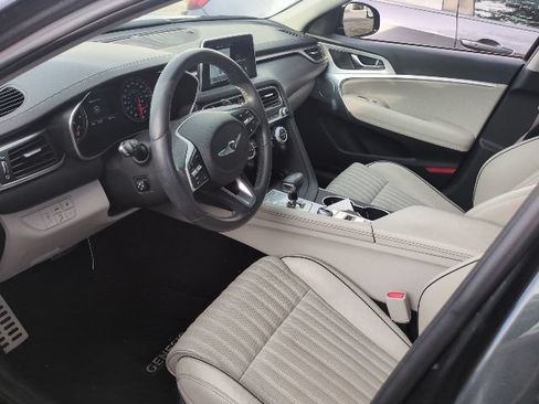 Used 2021 Genesis G70 3.3T RWD image 6