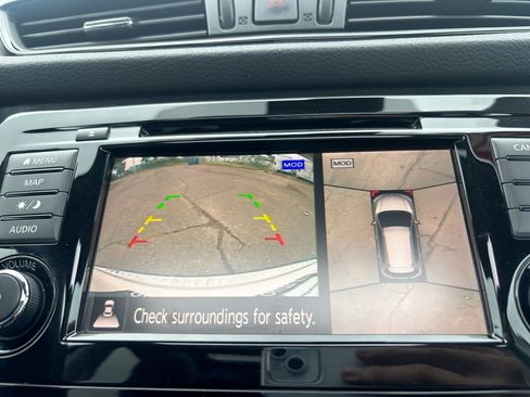 Used 2019 Nissan Rogue SL w/ Premium Package AWD/4WD image 25