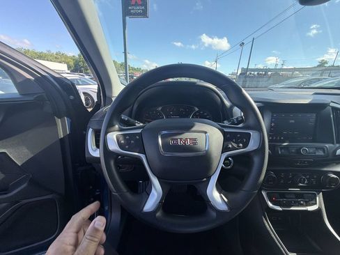 Used 2022 GMC Terrain SLE w/ Driver Convenience Package FWD image 14