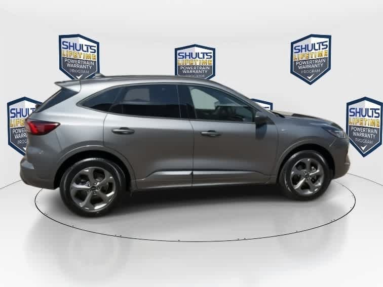 Used 2024 Ford Escape ST-Line w/ Tech Pack #1 AWD/4WD image 9
