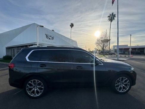 Used 2020 BMW X7 xDrive40i w/ Premium Package image 4