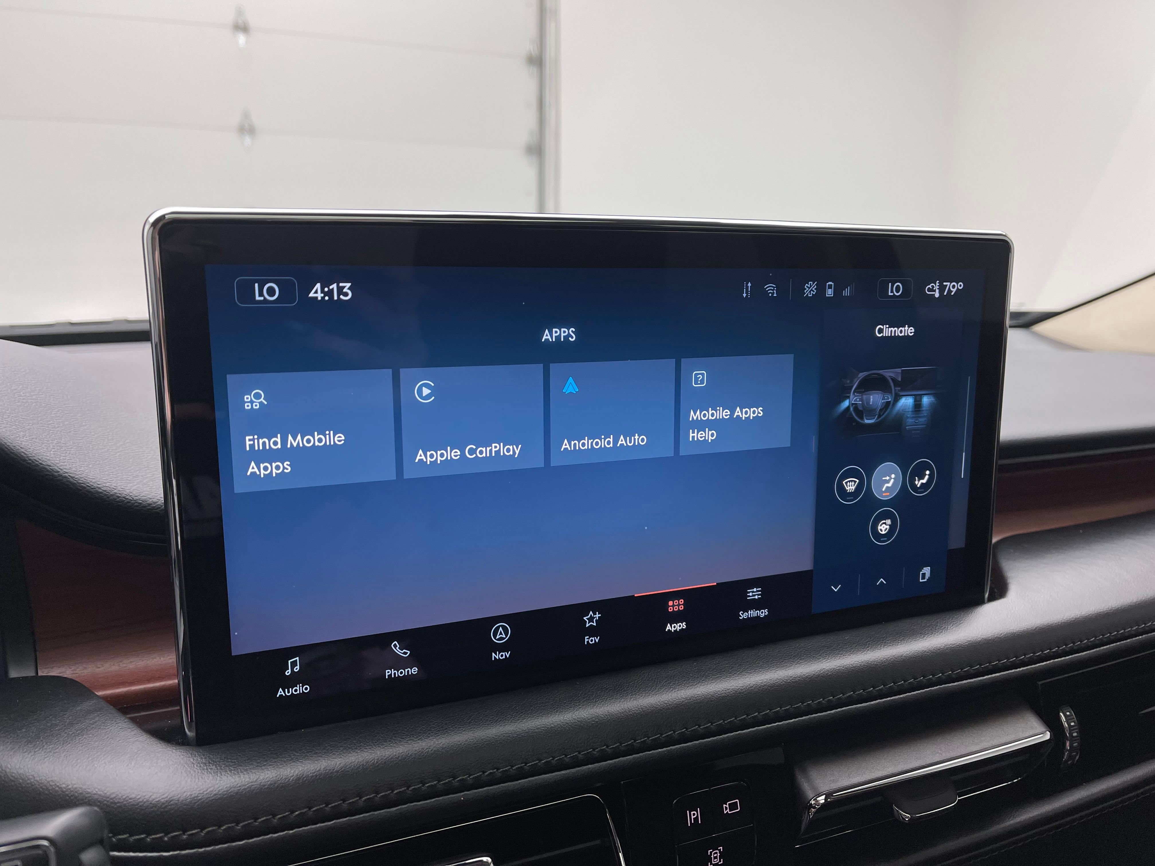 Used 2022 Lincoln Nautilus Reserve FWD image 30