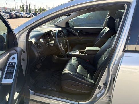 Used 2014 Nissan Murano SL w/ Navigation Package FWD image 2