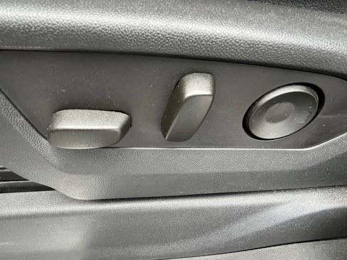 Used 2023 Chevrolet Silverado 1500 LTZ AWD/4WD image 20