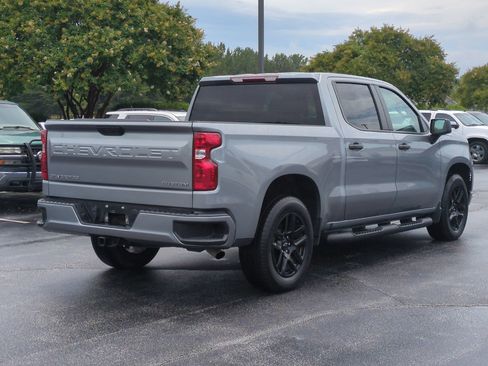 Used 2024 Chevrolet Silverado 1500 Custom RWD image 10