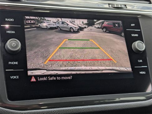 Used 2024 Volkswagen Tiguan Wolfsburg Edition image 18