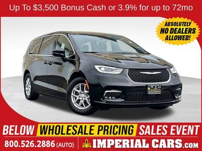 New 2026 Chrysler Pacifica Select