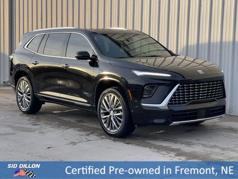 Certified 2025 Buick Enclave Avenir w/ Super Cruise Package image 2