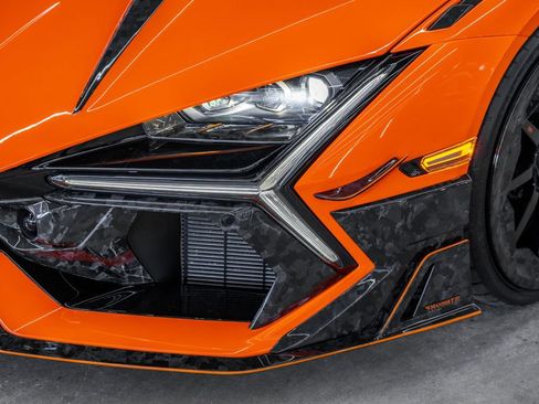 Used 2024 Lamborghini Revuelto AWD/4WD image 8