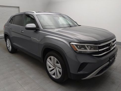 Used 2023 Volkswagen Atlas Cross Sport SE FWD image 13