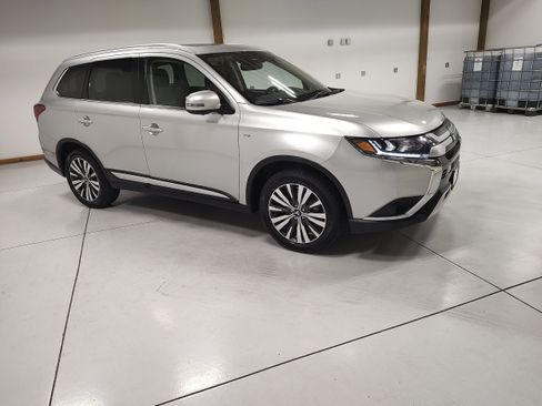 Used 2020 Mitsubishi Outlander GT AWD/4WD image 2