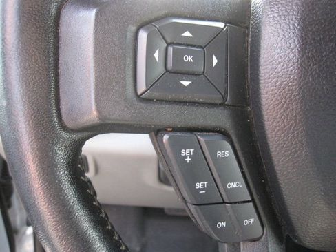 Used 2019 Ford F150 XLT w/ Equipment Group 302A Luxury image 11