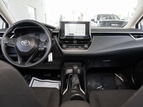 Used 2024 Toyota Corolla LE FWD image 19
