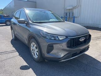 Used 2023 Ford Escape Active w/ Tech Pack #2 AWD/4WD video 3
