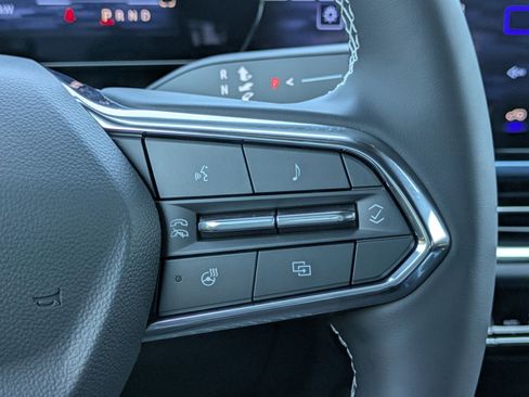 Used 2026 Chevrolet Equinox EV LT image 24