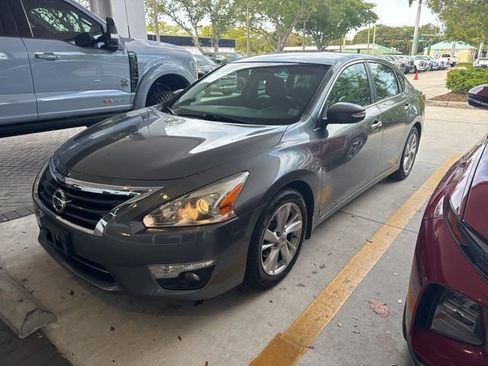 Used 2015 Nissan Altima 2.5 SL image 1