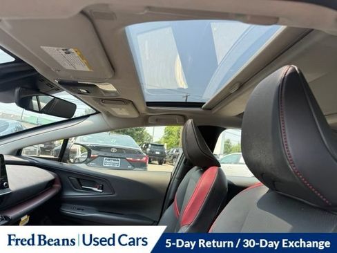 Used 2025 Toyota Prius Plug-In Hybrid FWD image 27