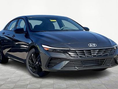 New 2026 Hyundai Elantra SEL Sport Premium