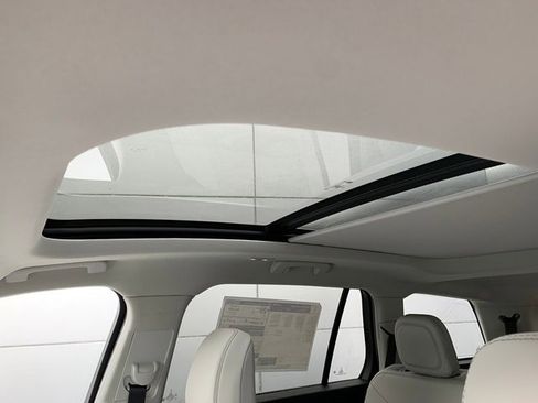 New 2026 Lincoln Aviator AWD image 27