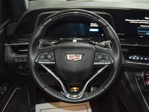 Used 2023 Cadillac Escalade V AWD/4WD image 40