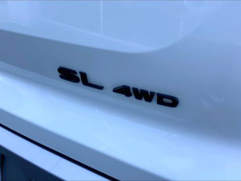 Used 2023 Nissan Pathfinder SL w/ Lighting Package (N92) image 23