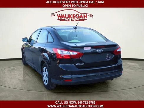 Used 2012 Ford Focus S FWD image 5