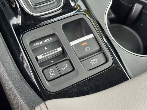 Used 2023 Honda Pilot Elite image 36