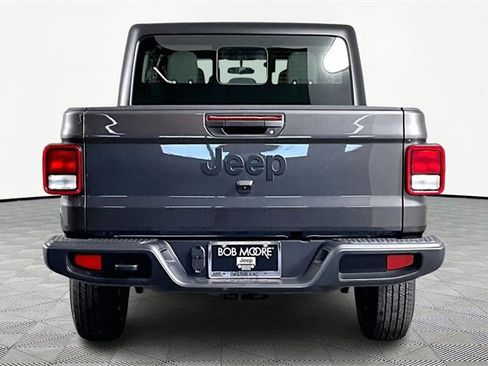 New 2026 Jeep Gladiator Sport image 5