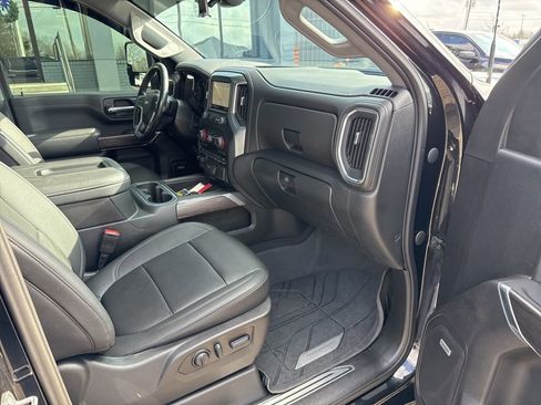 Used 2022 Chevrolet Silverado 2500 LTZ w/ LTZ Plus Package image 21