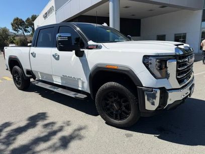Used 2024 GMC Sierra 2500 SLT w/ SLT Premium Package