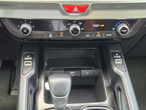Used 2020 Kia Telluride S FWD image 18