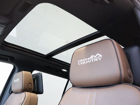 New 2026 Chevrolet Tahoe High Country image 25