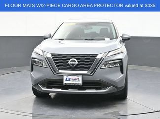 Used 2023 Nissan Rogue SL FWD video 2