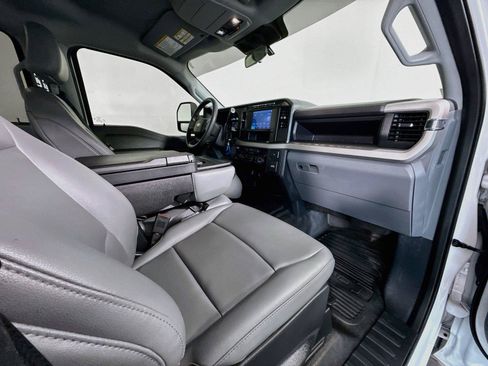 Used 2024 Ford F250 XL w/ XL Chrome Package AWD/4WD image 27