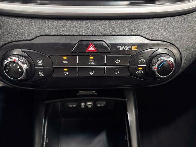 Used 2020 Kia Sorento LX AWD/4WD image 39