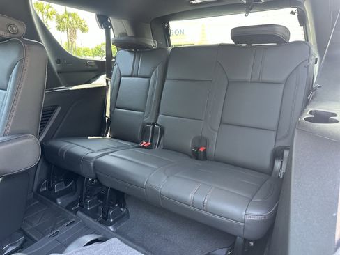Used 2024 Chevrolet Tahoe RST w/ Luxury Package AWD/4WD image 32