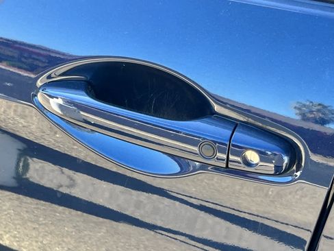 Used 2016 Honda CR-V EX image 7