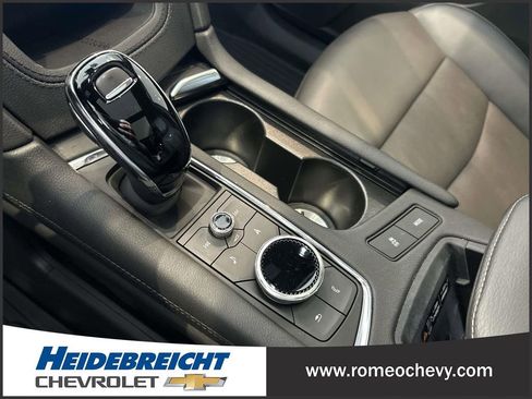 Certified 2023 Cadillac XT6 Premium Luxury image 23