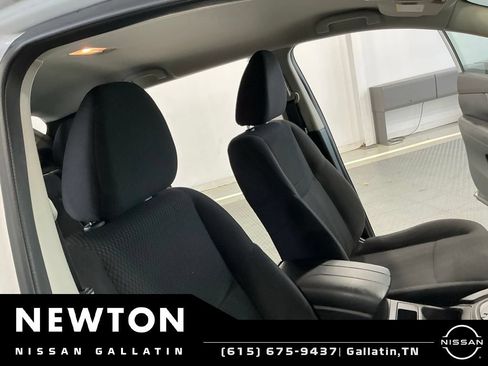 Used 2020 Nissan Rogue Sport S FWD image 12