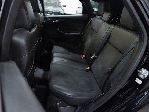 Used 2017 Ford Focus RS image 22