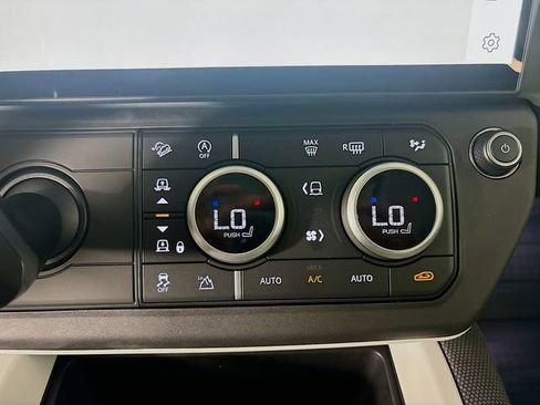New 2026 Land Rover Defender 110 S image 17
