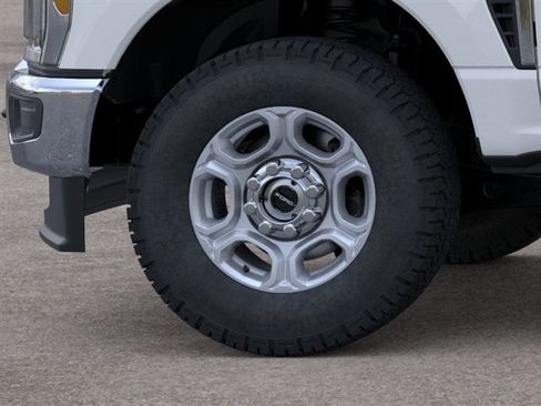 New 2026 Ford F350 XLT AWD/4WD image 19