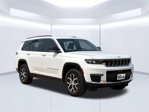 Used 2025 Jeep Grand Cherokee L Limited AWD/4WD image 20