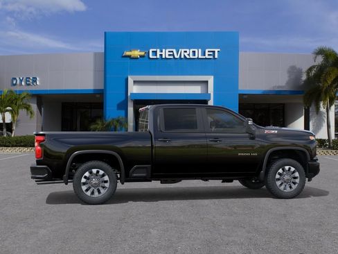New 2026 Chevrolet Silverado 2500 Custom w/ Custom Value Package AWD/4WD image 6