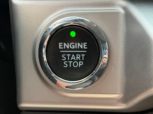 Used 2022 Ford F150 XLT w/ Equipment Group 302A High AWD/4WD image 14