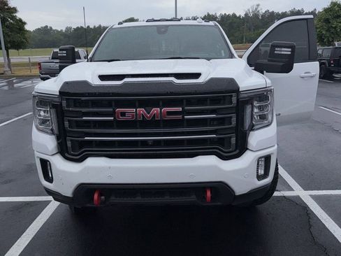 Used 2022 GMC Sierra 2500 AT4 w/ AT4 Premium Plus Package AWD/4WD image 2