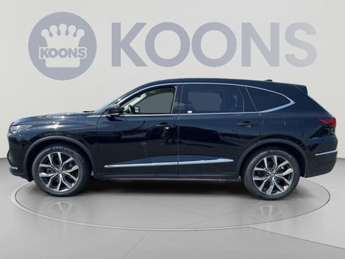 Used 2024 Acura MDX SH-AWD w/ Technology Package image 2
