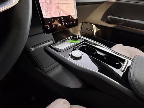 Used 2025 Polestar Polestar 3 image 15